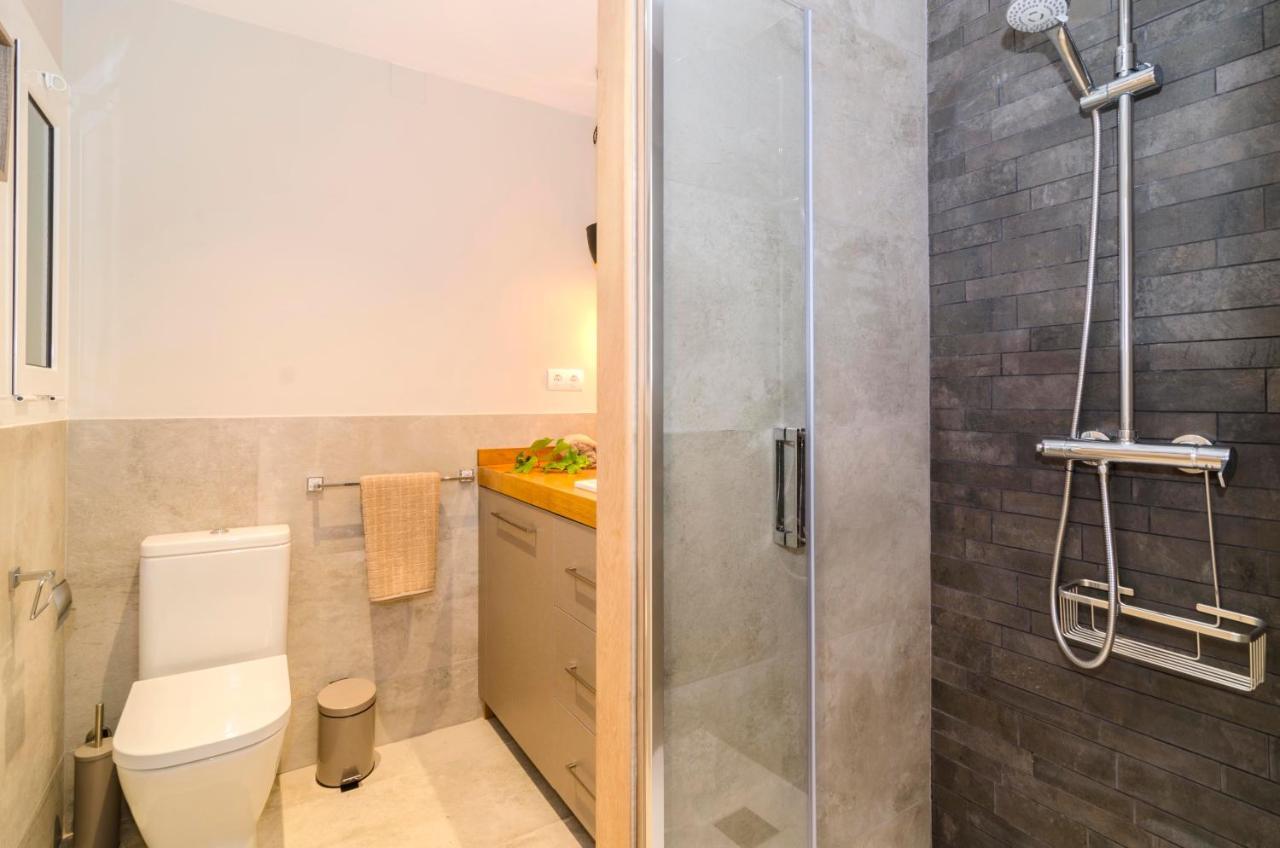 Sitges Spaces Deluxe Centre Apartment Ngoại thất bức ảnh